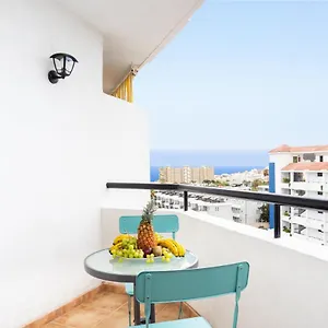https://home2book-ocean-view-los-cristianos.tenerifehoteles.net